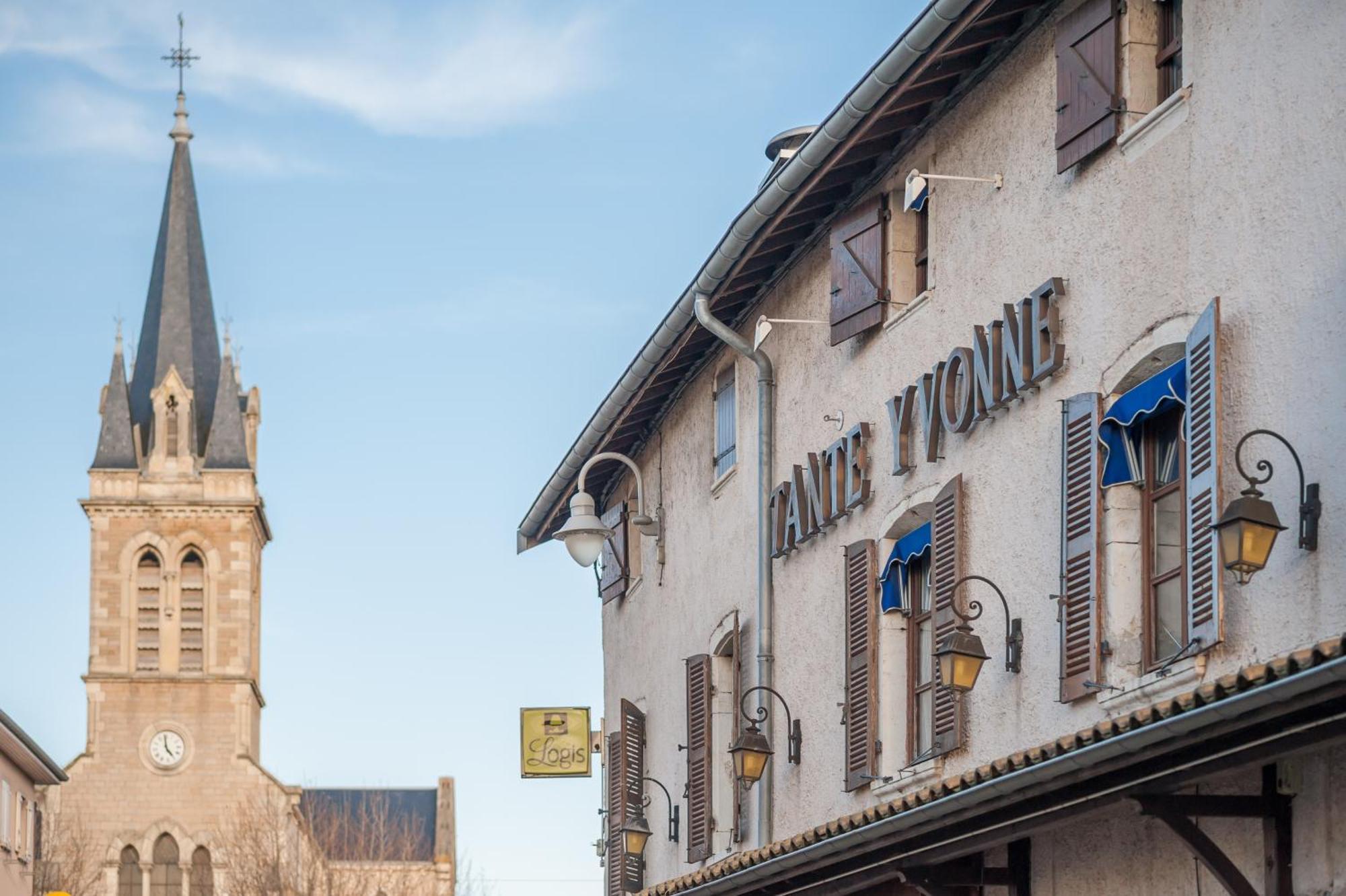 Logis Hotel Tante Yvonne & Son Restaurant Semi-Gastronomique - Lyon Nord Quincieux エクステリア 写真